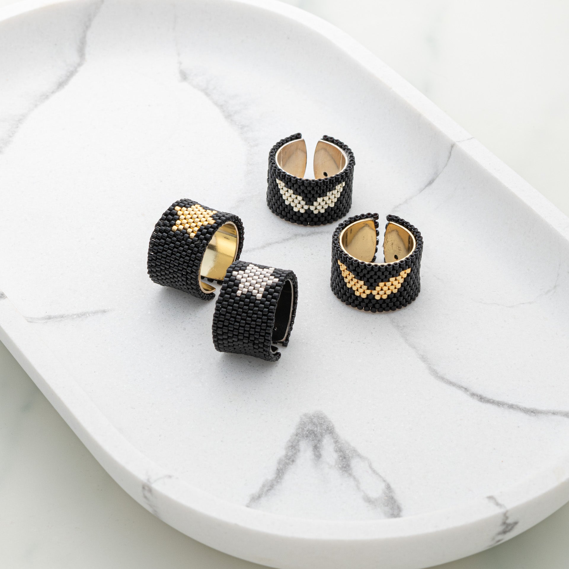 Ring beaded 'Star' or 'Angel's wings'