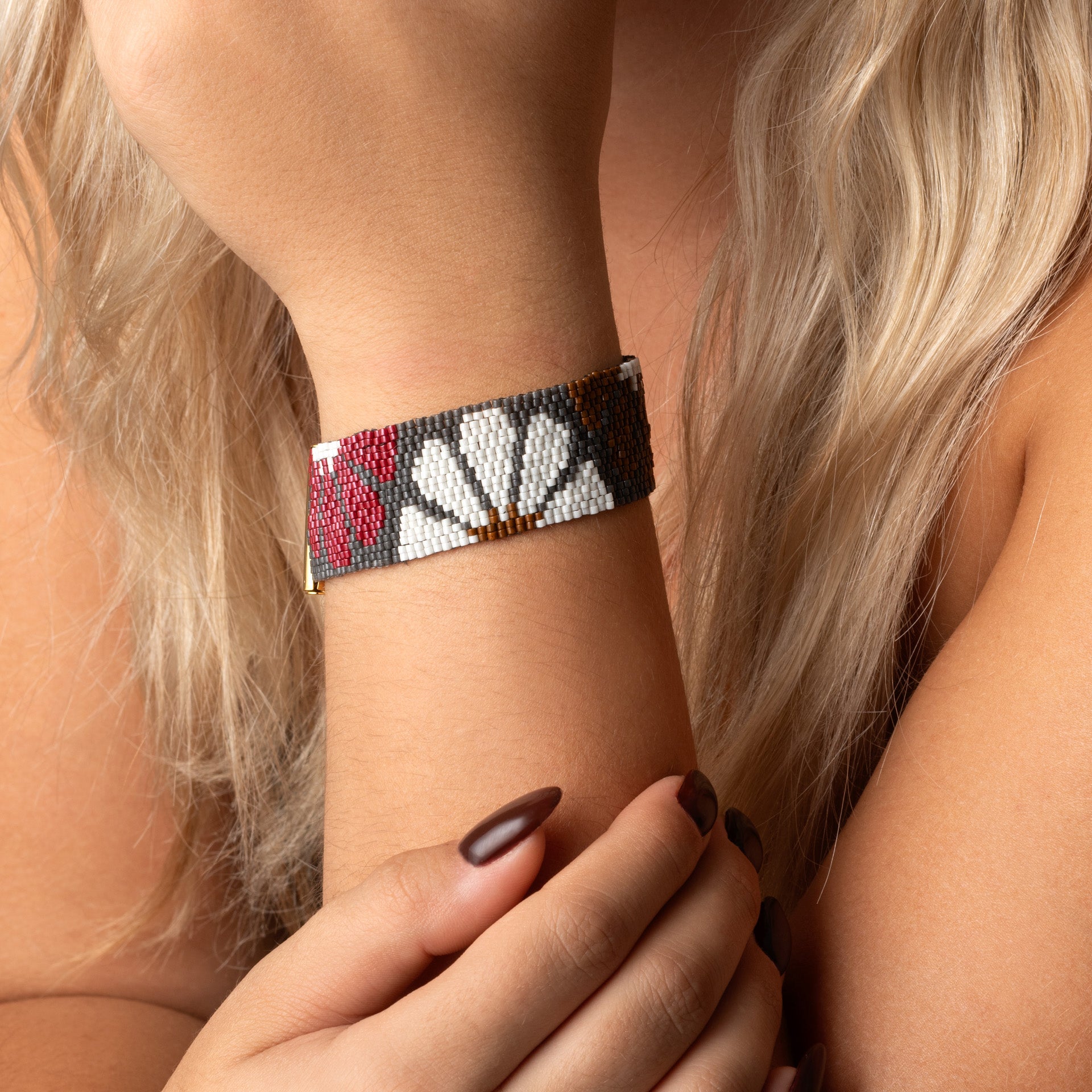 Bracelet beaded pattern