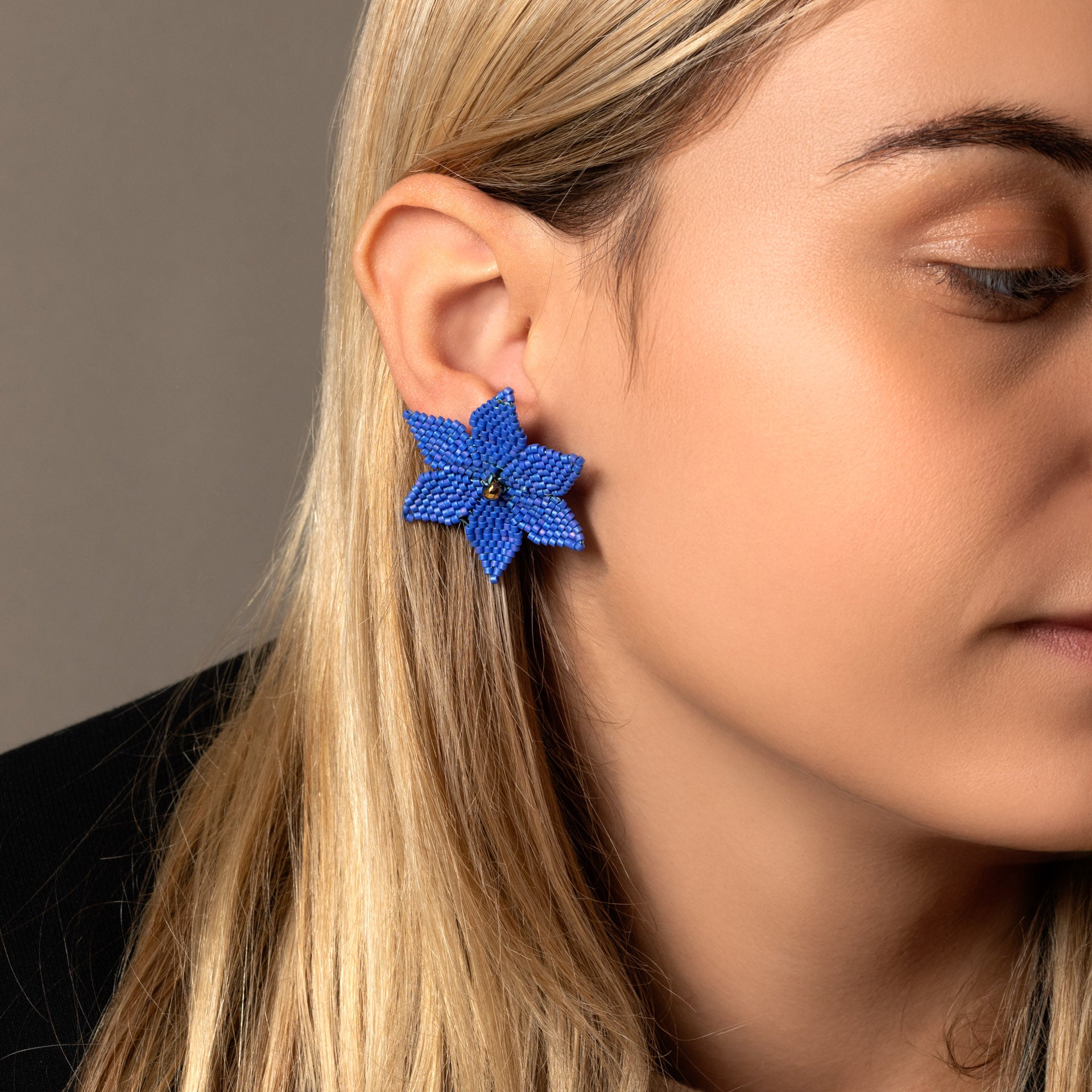 Earrings beaded 'flower'