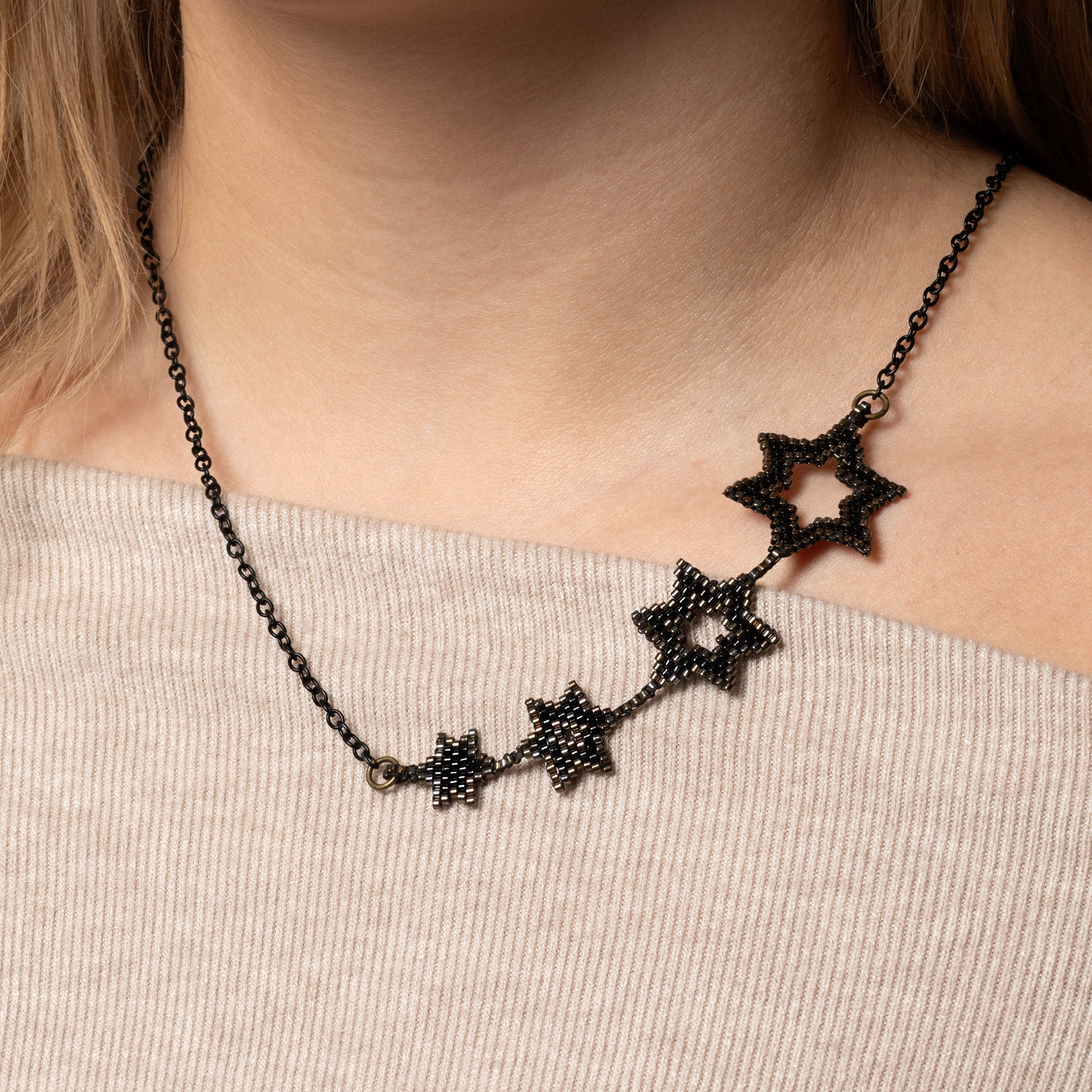 Star Necklace Black Sparkly Necklace Silver Sparkling Black Pearl Star  Pendant Set, image size:1920x1920