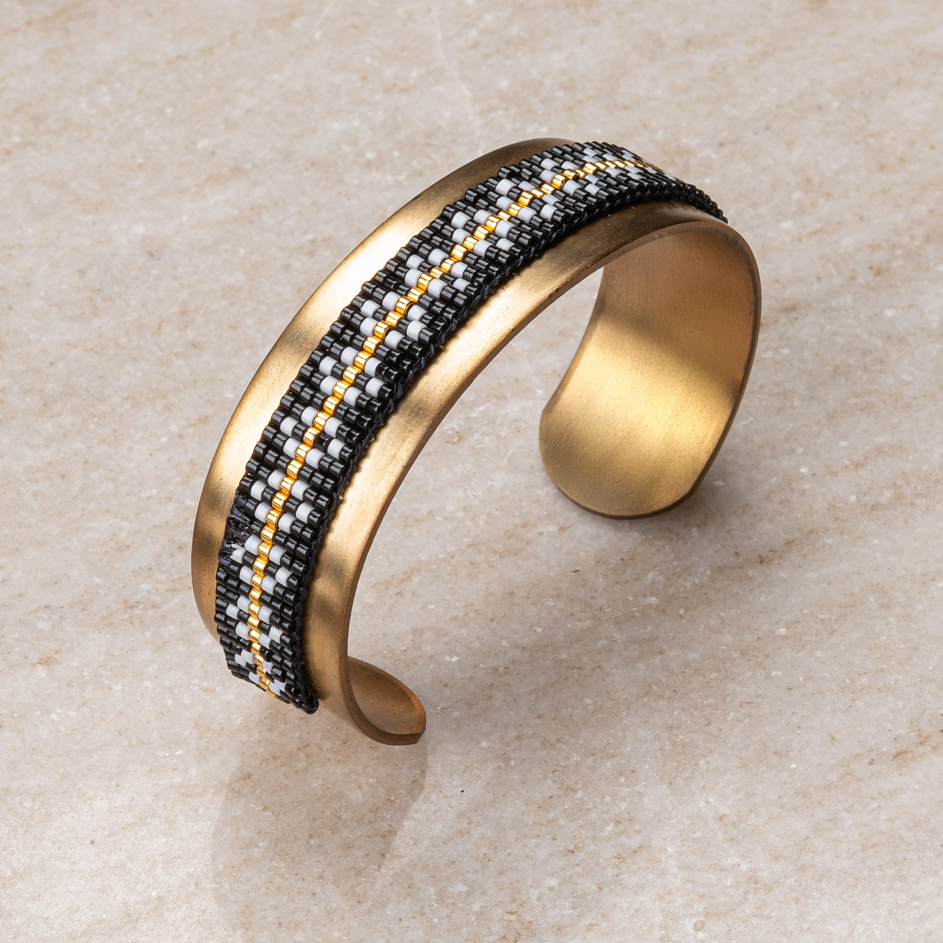 Bracelet / Cuff in metal bronze