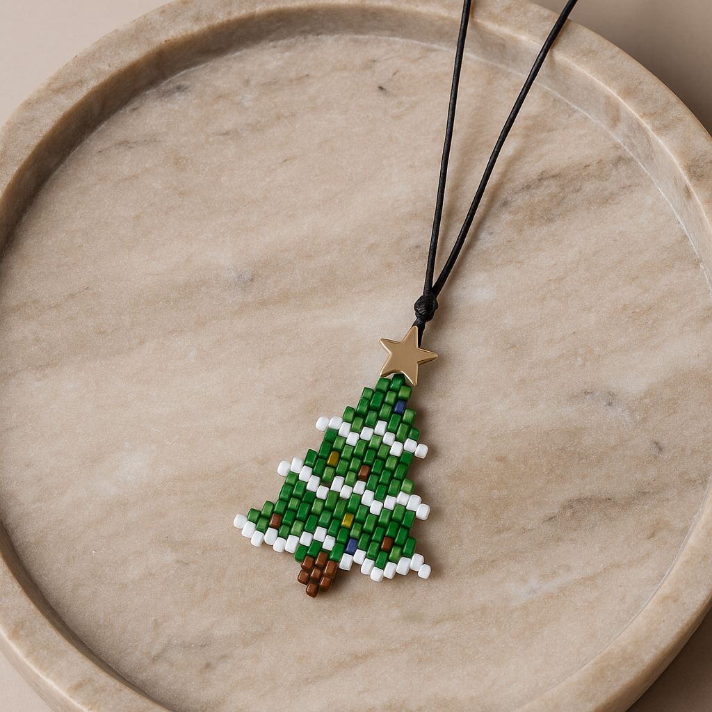 Christmas tree necklace