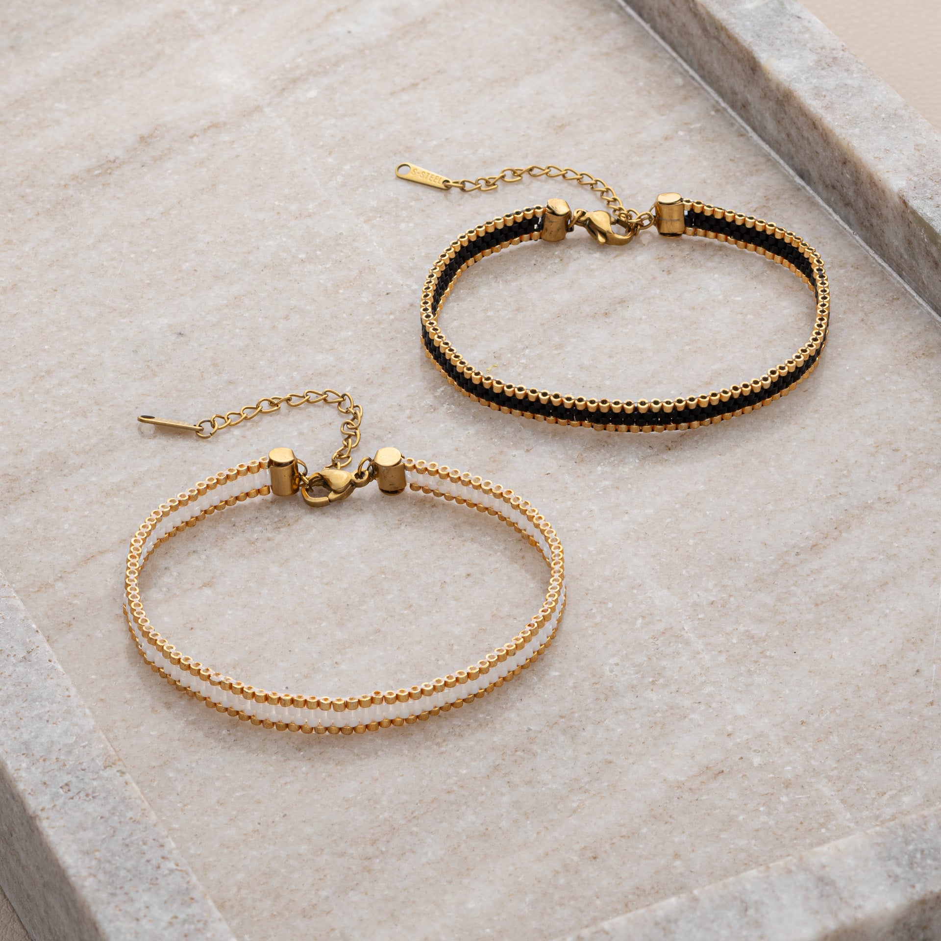 Bracelet beaded handmade