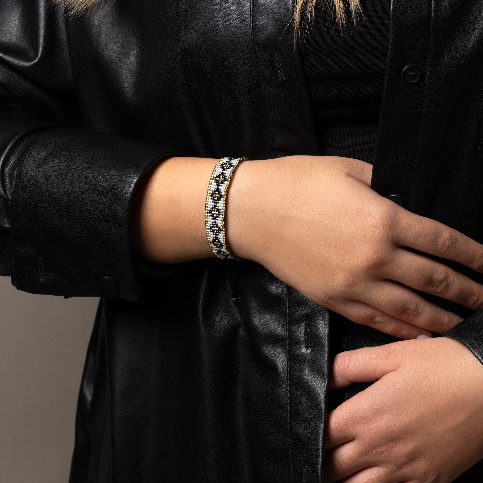 Bracelet beaded 'diamonds'