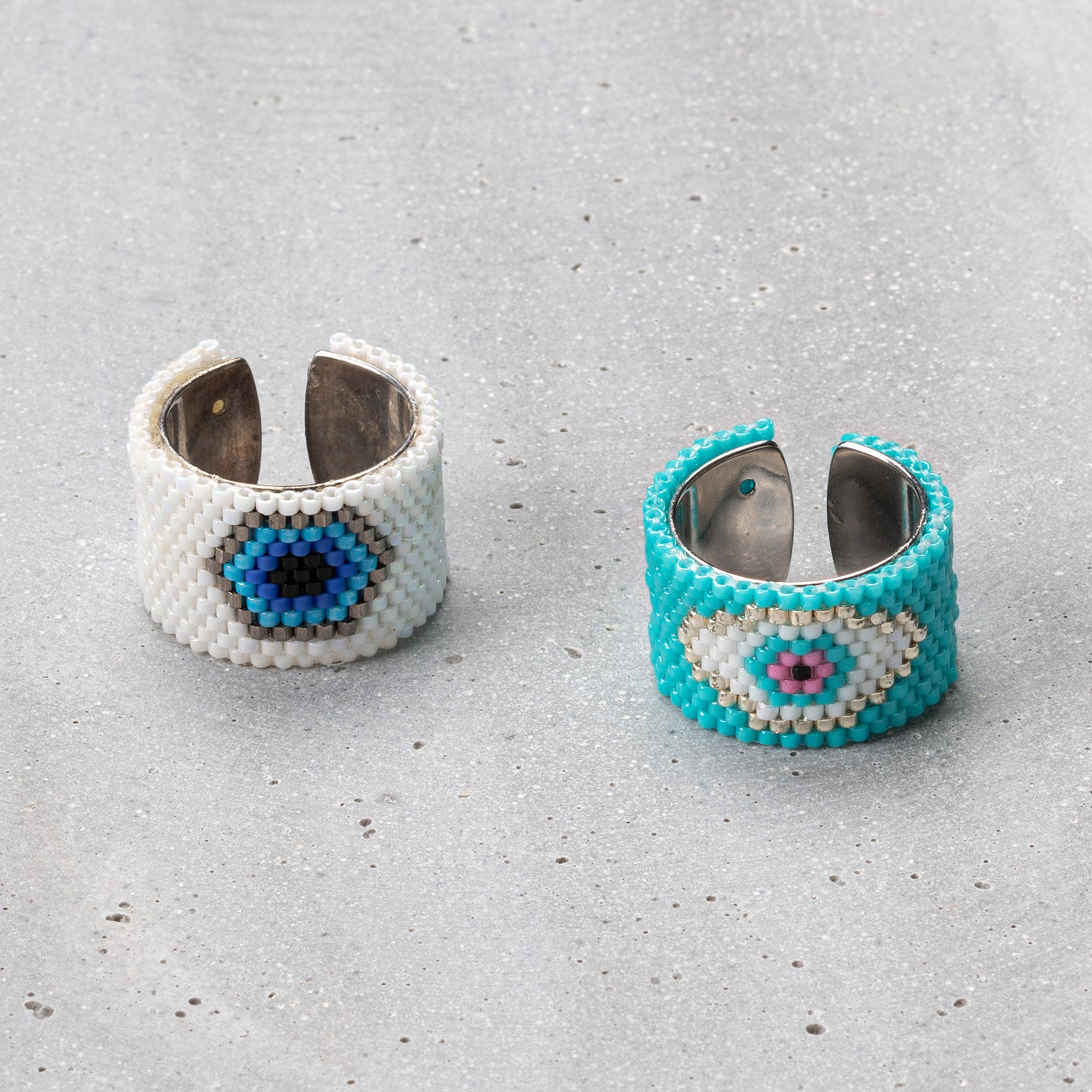 Ring beaded 'evil eye'