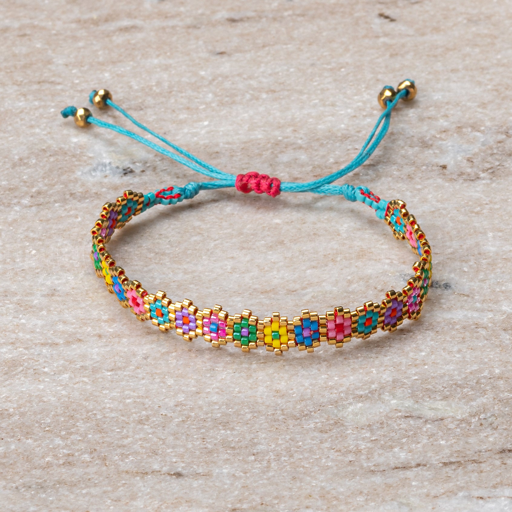 Bracelet beaded 'flowers'